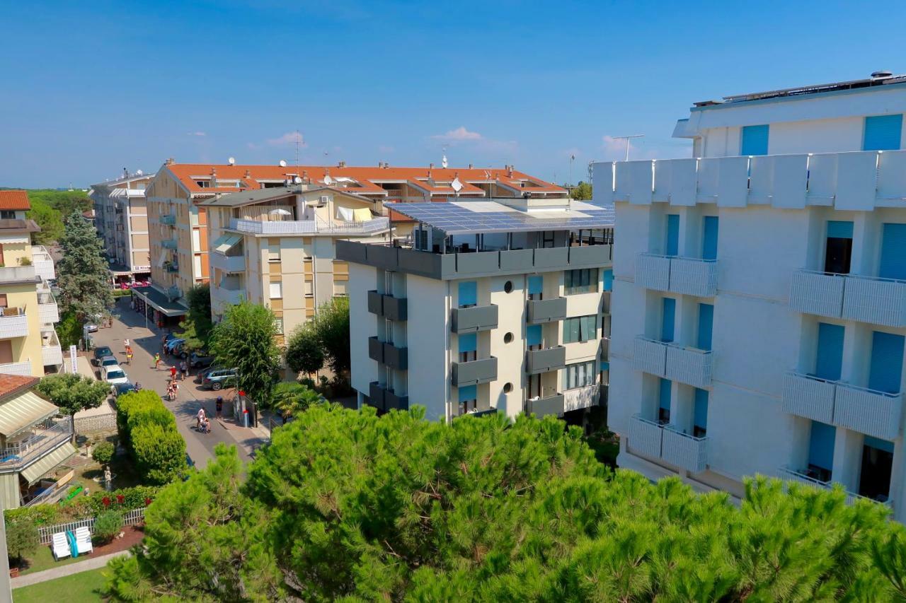 Grazioso Appartamento N 66 A Bibione A 100 Mt Dal Mare Exterior foto